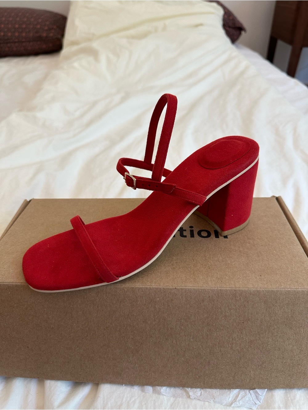 Reformation Rafa Simple Sandal - Never worn NWT